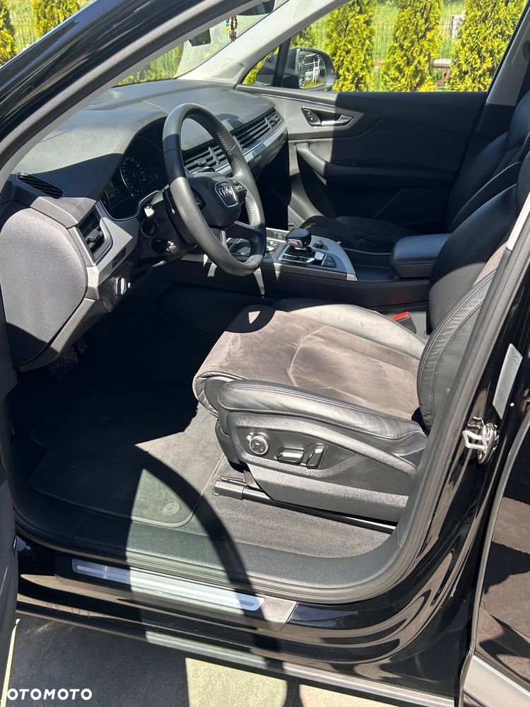 Audi Q7 - 12