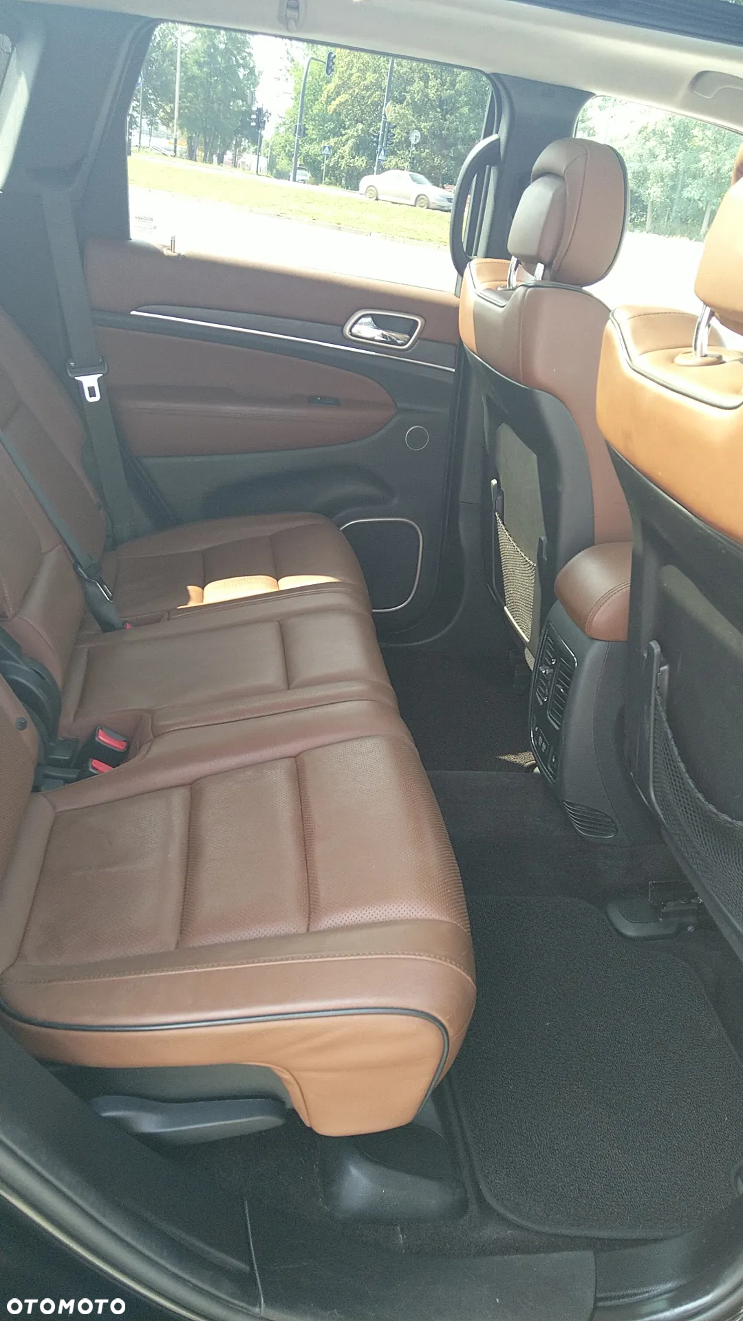 Jeep Grand Cherokee 3.0 CRD Overland Summit EU6 - 27