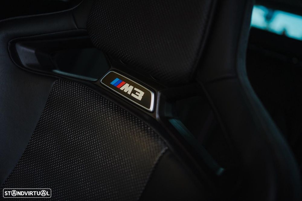 BMW M3 Competition xDrive - 21
