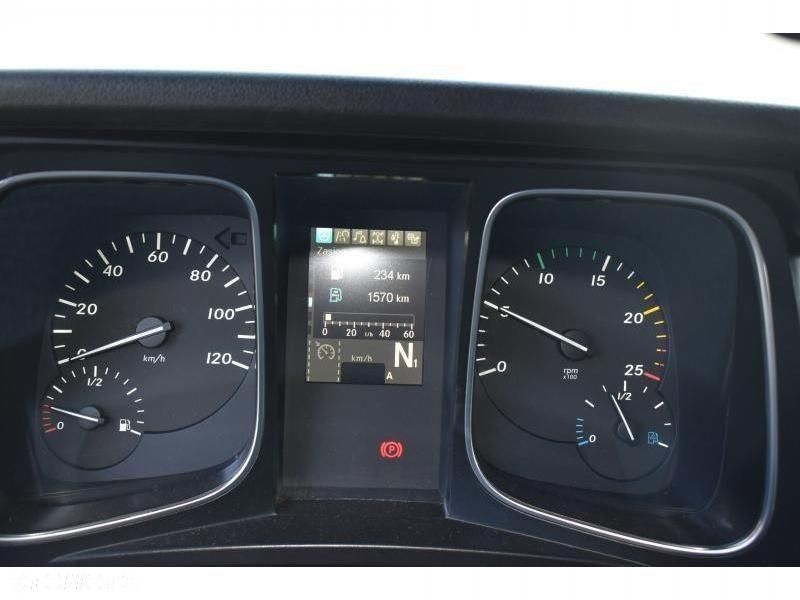 Mercedes-Benz Actros - 12