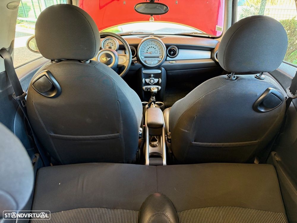 MINI 3 Portas One D - 16