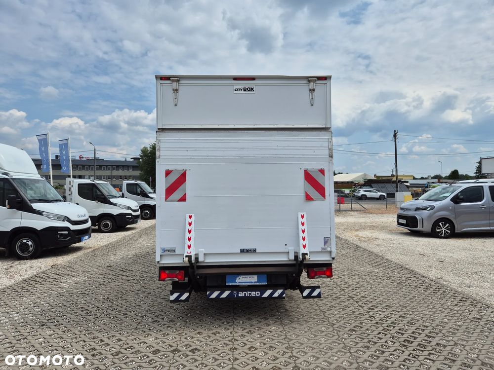 Iveco Daily 35C14, kontener 8PAL, winda 750KG, bliźniaki, klimatyzacja, drzwi boczne - 5