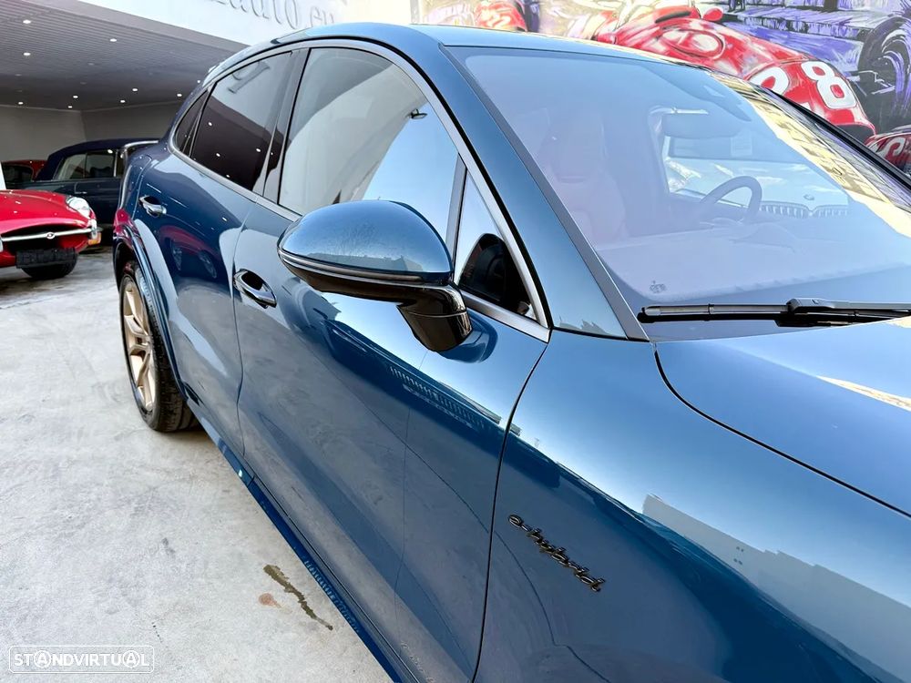 Porsche Cayenne Turbo E-Hybrid - 48