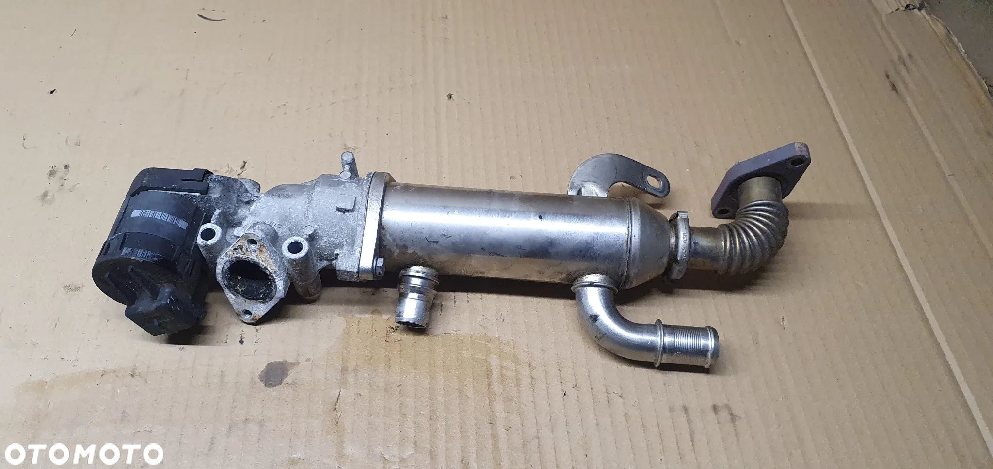 Zawór EGR chłodnica chłodniczka Citroen C5 III 2.0 HDI 9681825280 9686916780 - 1