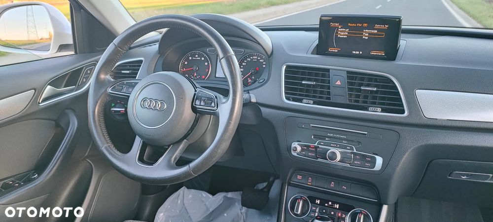 Audi Q3 1.4 TFSI Design S tronic - 20