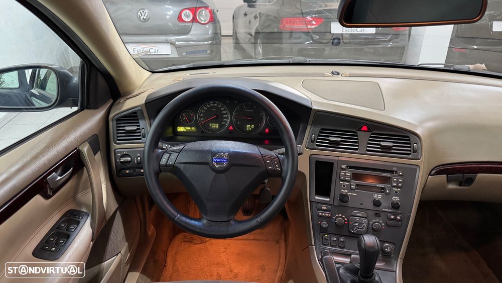 Volvo S60 2.4 D5 - 20