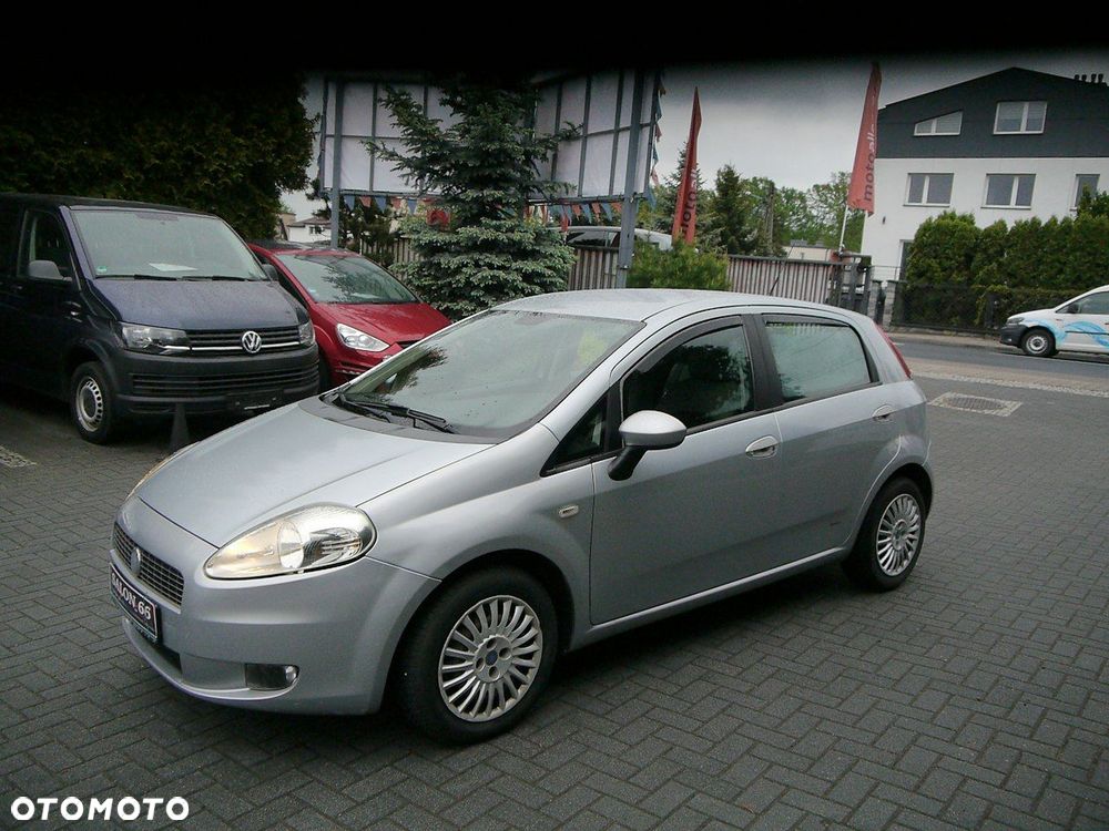Fiat Grande Punto - 14