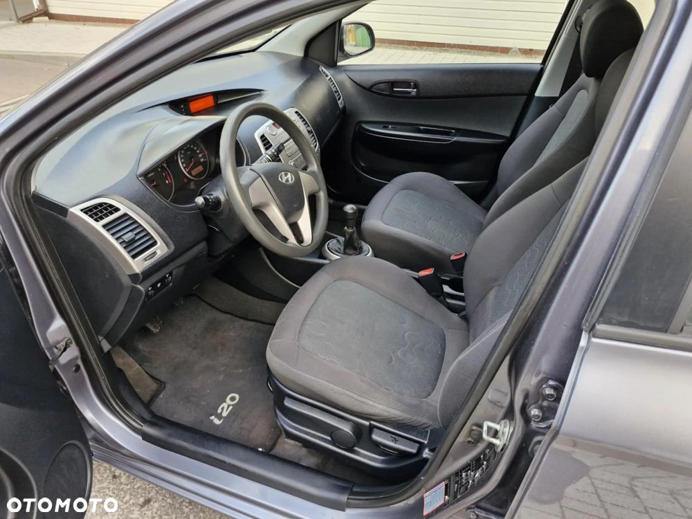 Hyundai i20 1.2 Classic - 8