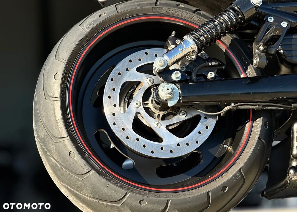 Harley-Davidson V-Rod Night Rod - 27