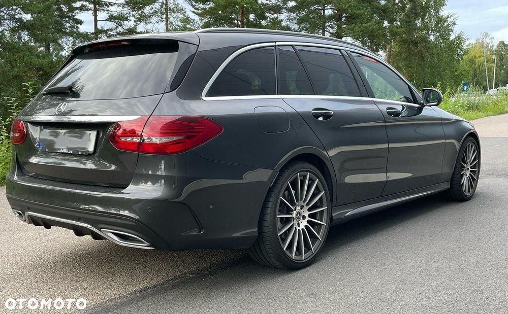 Mercedes-Benz Klasa C 300 d 9G-TRONIC AMG Line - 3