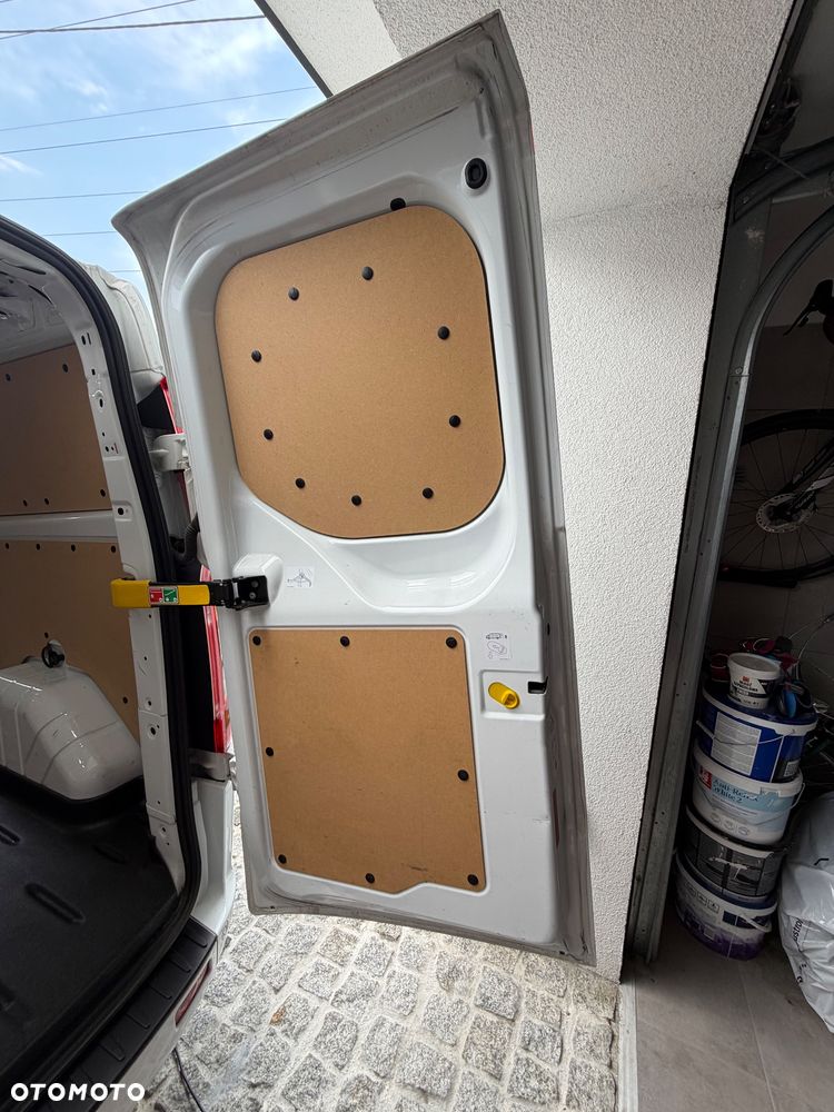 Ford TRANSIT CUSTOM SPORT - 10