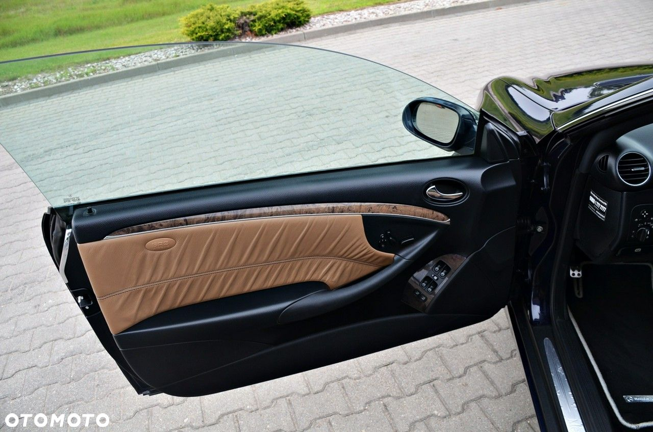 Mercedes-Benz CLK - 16