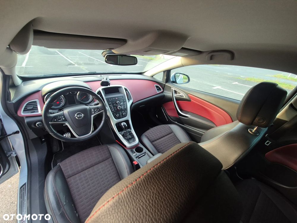 Opel Astra 1.4 T Enjoy S&S - 13