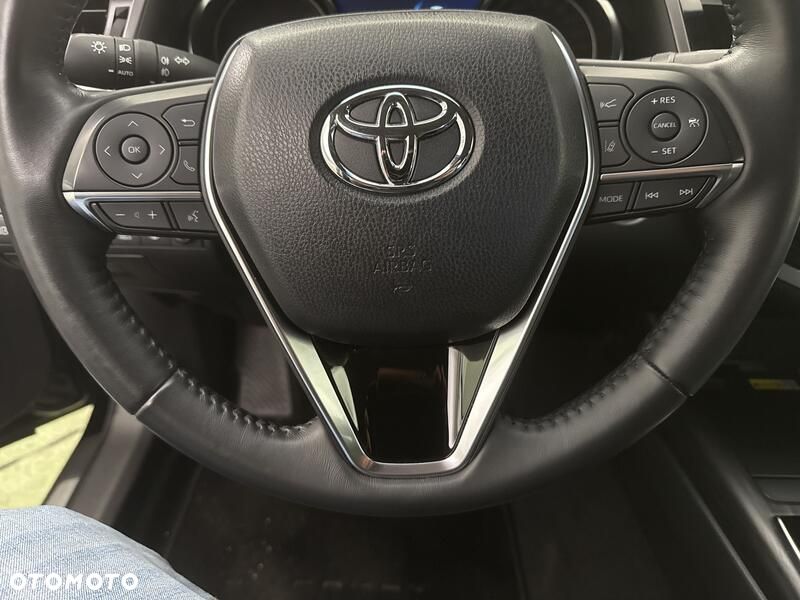Toyota Camry 2.5 Hybrid Executive CVT - 13