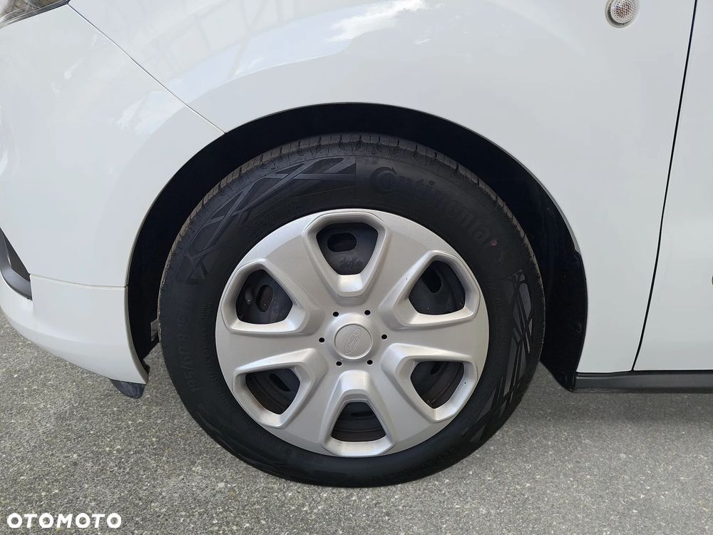 Ford Tourneo Courier 1.5 TDCi Trend - 10