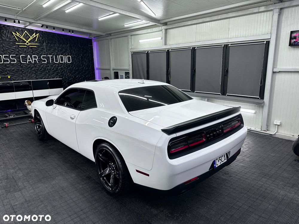 Dodge Challenger 6.2 Hellcat - 5