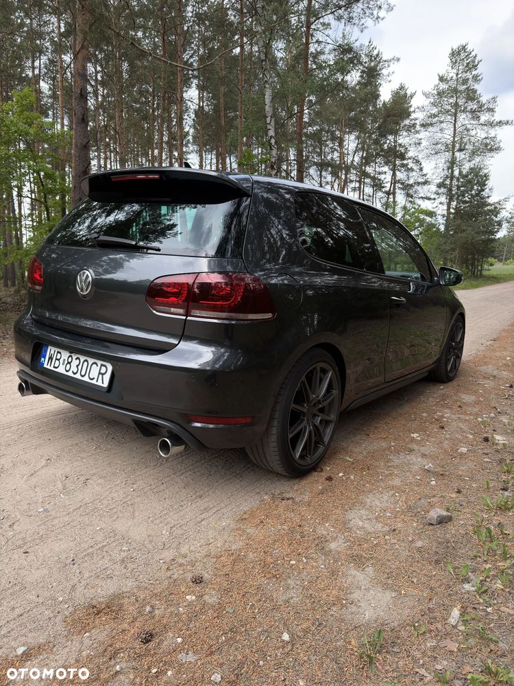 Volkswagen Golf 2.0 GTI - 3