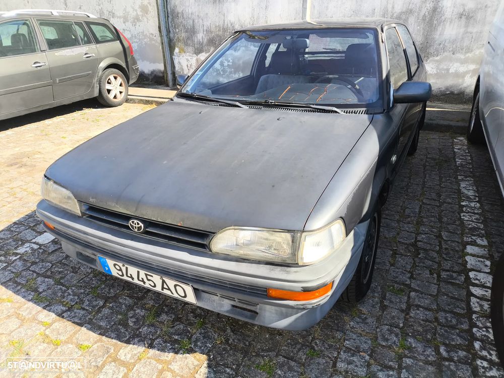 Toyota Corolla - 2