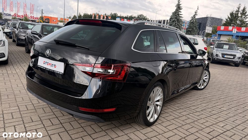 Skoda Superb 2.0 TDI Active DSG - 4