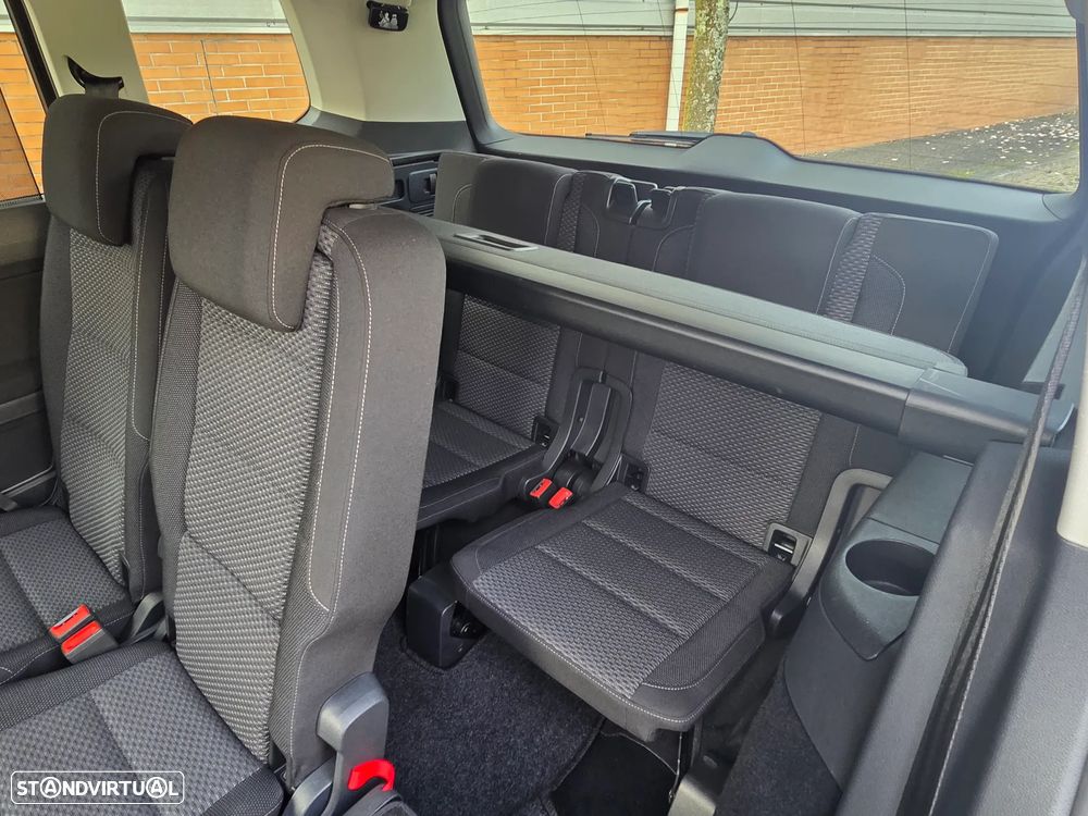 VW Touran 2.0 TDI Highline DSG - 25