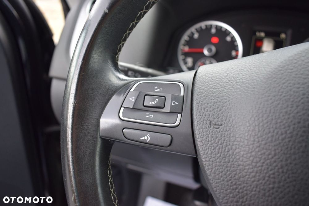 Volkswagen Tiguan - 28