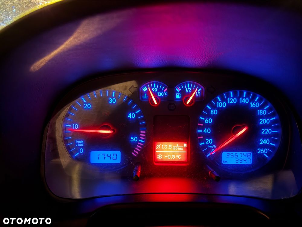 Volkswagen Golf 1.9 TDI - 5