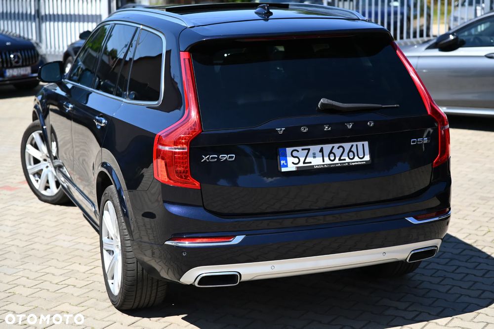 Volvo XC 90 D5 SCR AWD Inscription 7os - 36