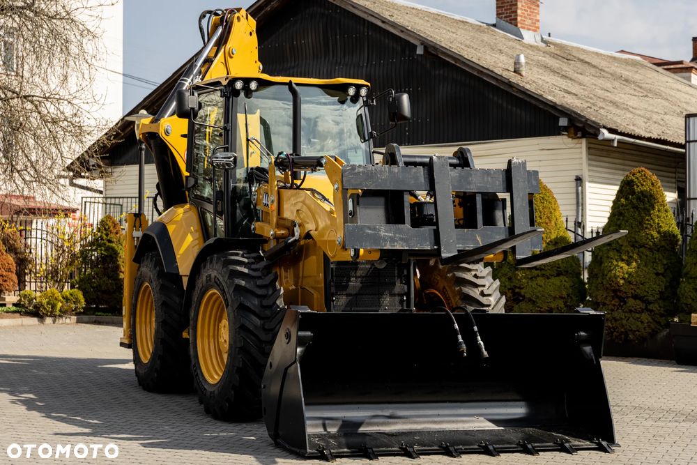 Caterpillar CAT 444 - 33