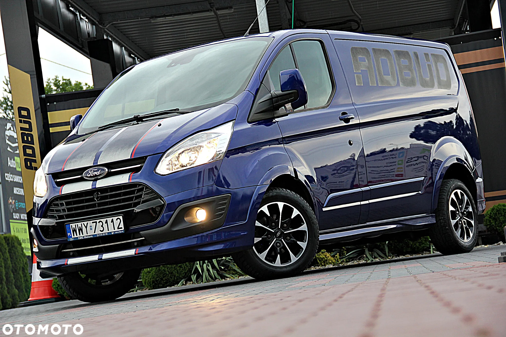 Ford TRANSIT CUSTOM - 9