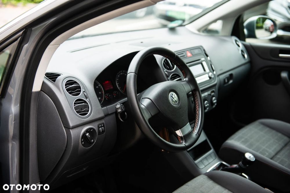 Volkswagen Golf Plus 1.6 FSI Goal - 15