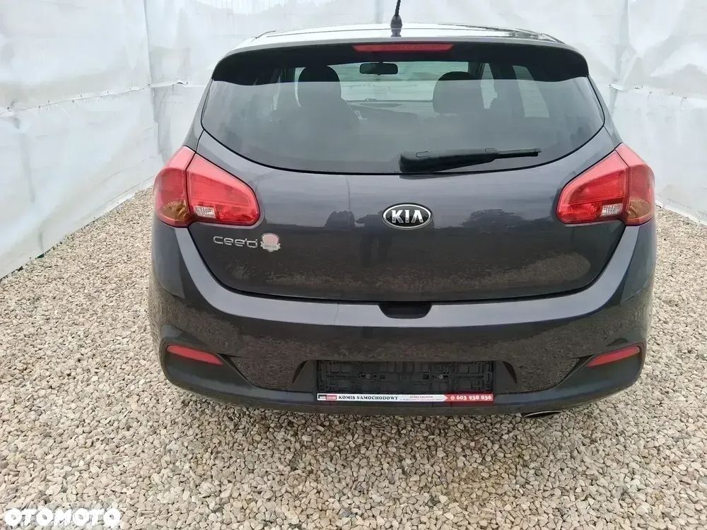 Kia Ceed 1.6 GDI Fifa World Cup Edition - 5