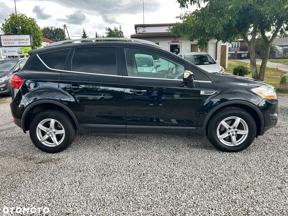 Ford Kuga 2.0 TDCi 4x4 Titanium - 32