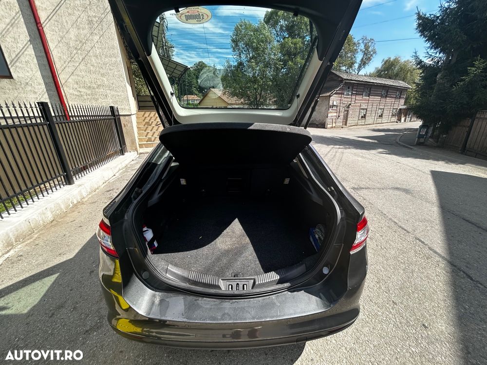 Ford Mondeo 2.0 EcoBlue Titanium - 12