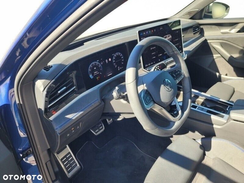 Volkswagen Passat - 10