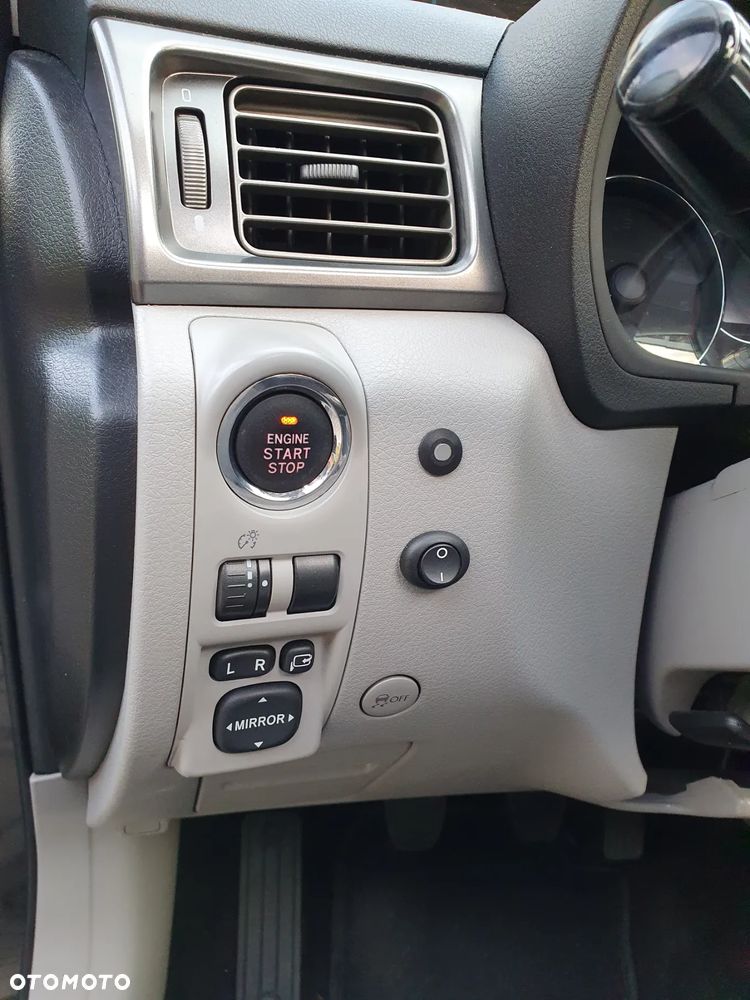 Subaru Forester 2.0D XE 000 - 6