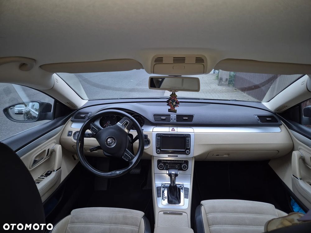 Volkswagen Passat - 9
