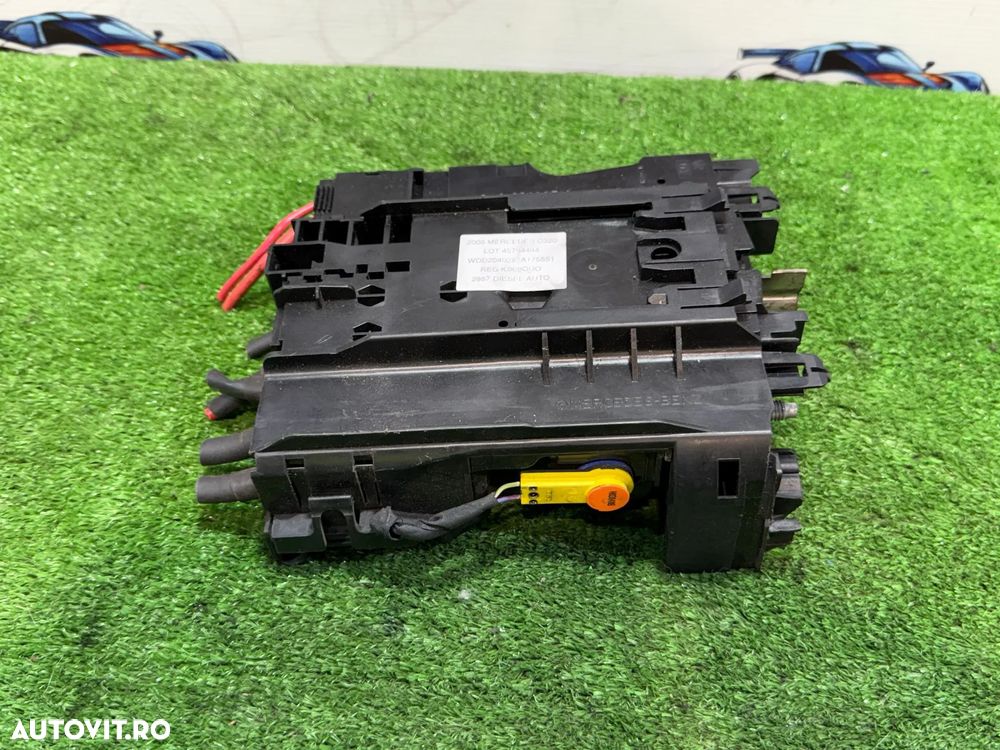 MODUL SIGURANTA BATERIE MERCEDES BENZ C-CLASS C320 W204 2008 COD OEM A2045403850 2007-2015 - 3
