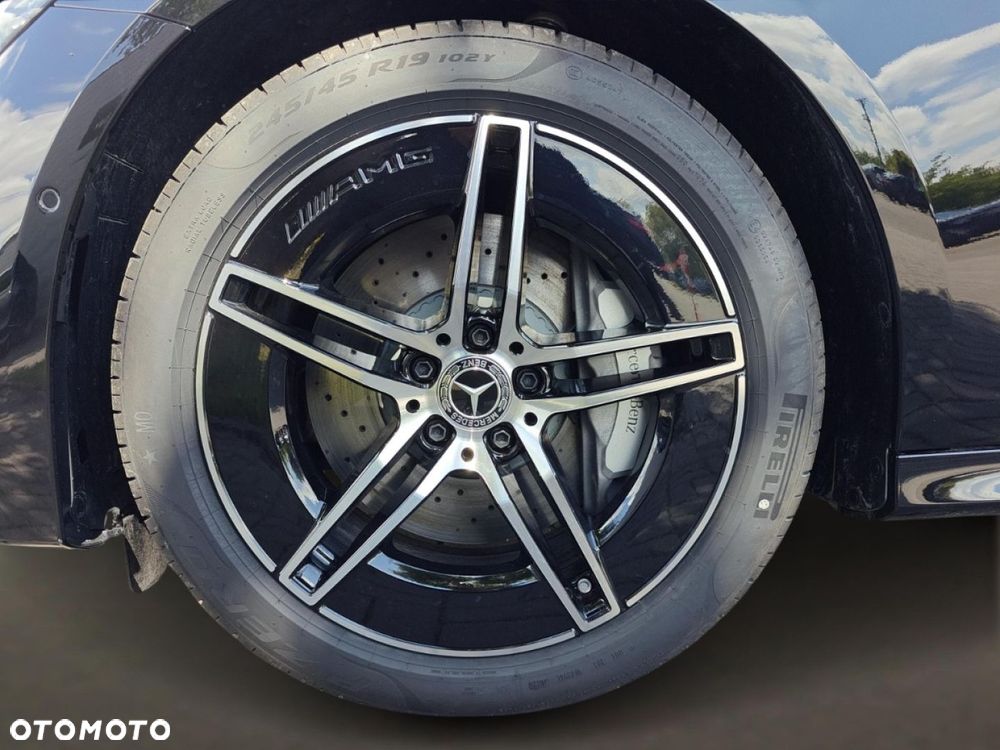 Mercedes-Benz Klasa E - 9