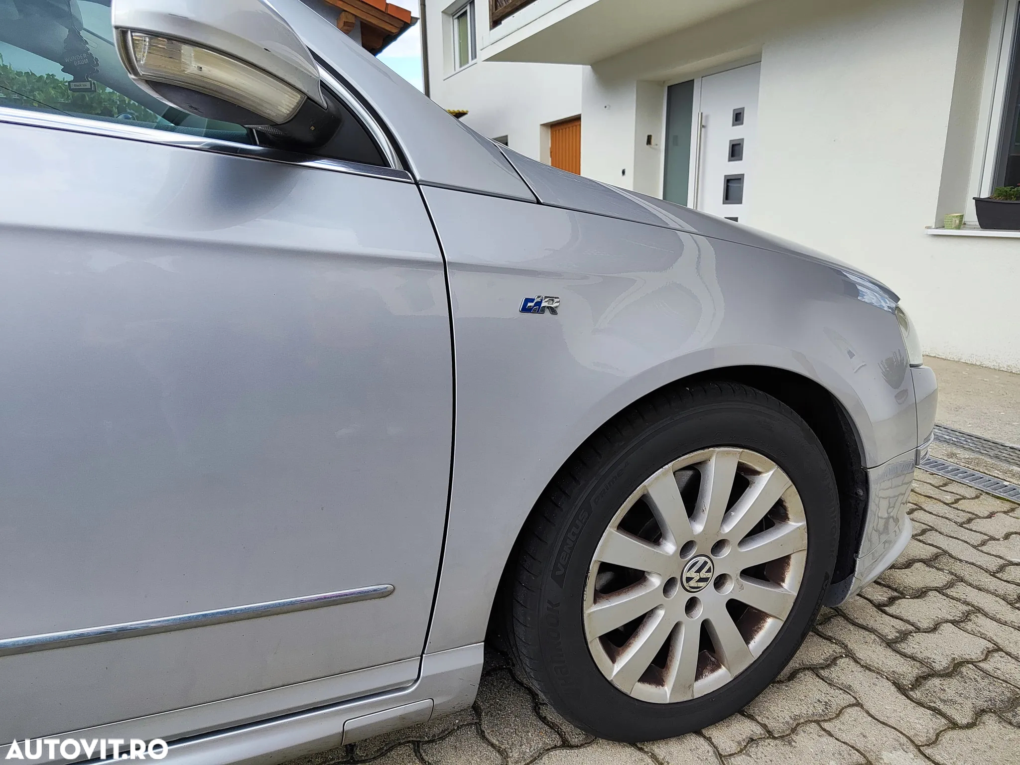 Volkswagen Passat - 13