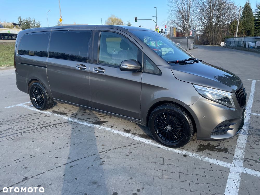 Mercedes-Benz Klasa V 250 d 4-Matic 7G-Tronic - 22
