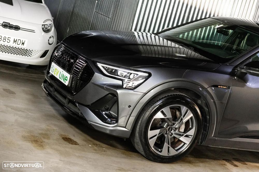 Audi e-tron 55 quattro - 13