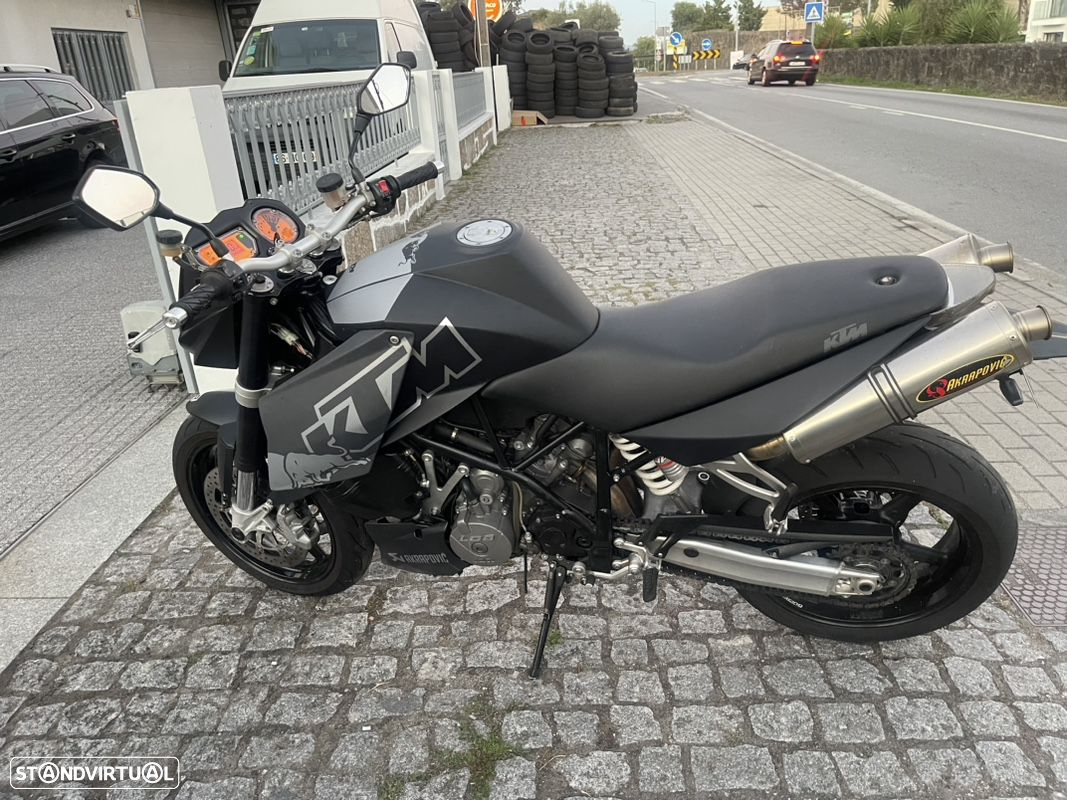 KTM Superduke 990 - 9