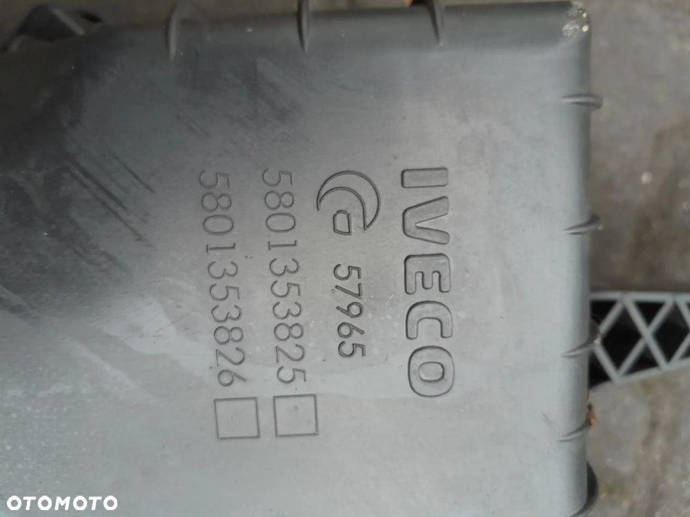 Obudowa filtra powietrza Iveco Daily 3.0 HPI E5 - 3