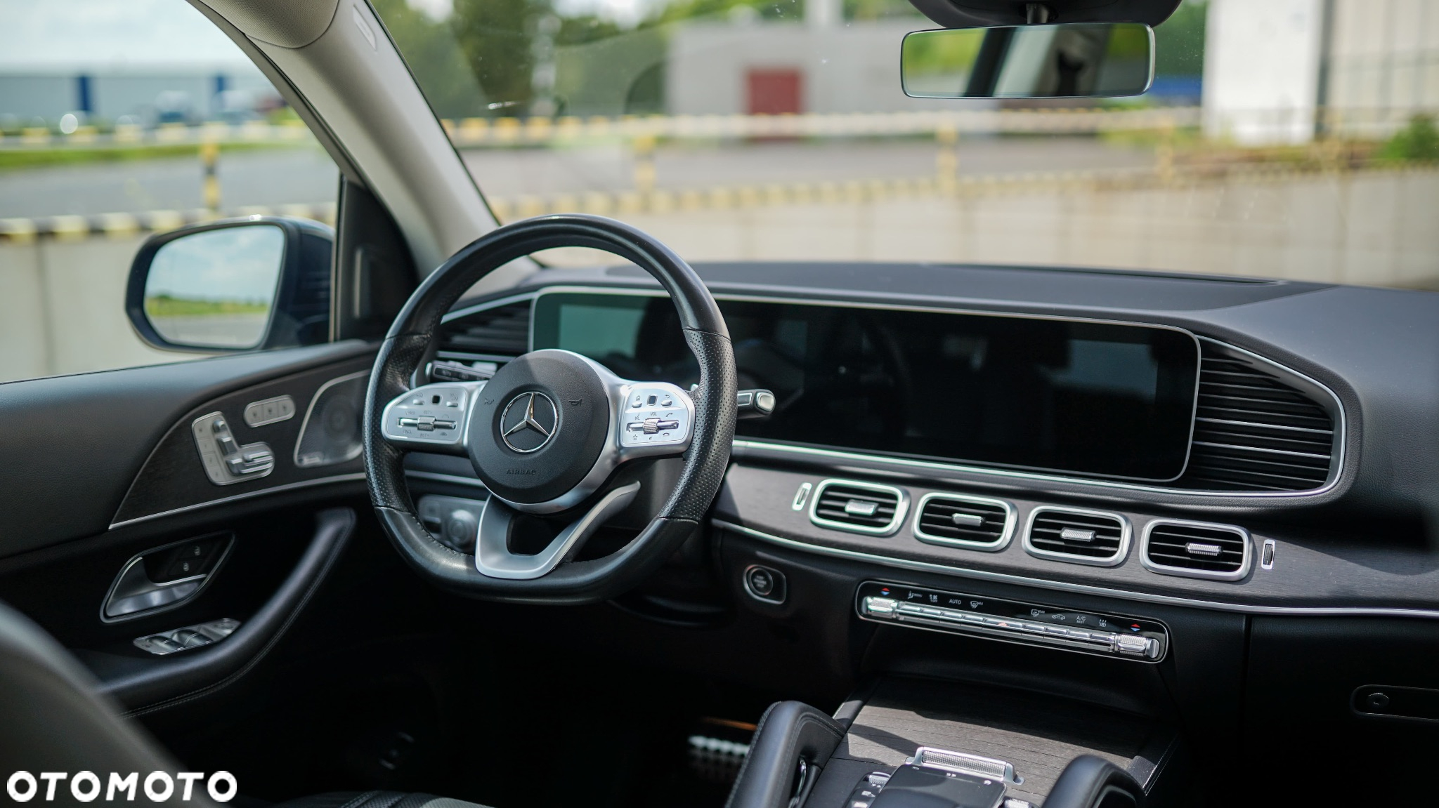 Mercedes-Benz GLE - 20
