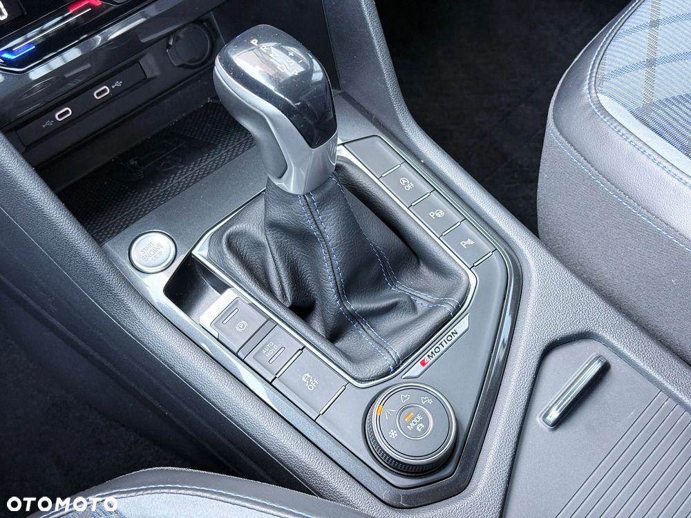 Volkswagen Tiguan - 26