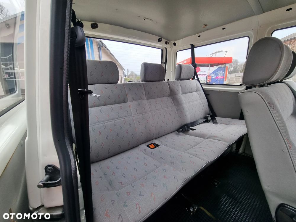 Volkswagen Transporter Standard - 13