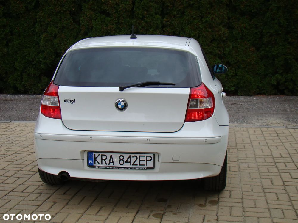 BMW Seria 1 118i - 10