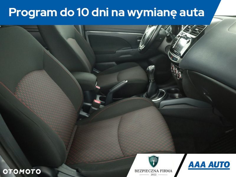 Mitsubishi ASX - 9
