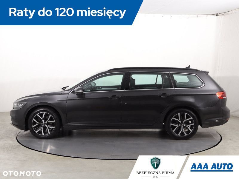 Volkswagen Passat Variant - 4