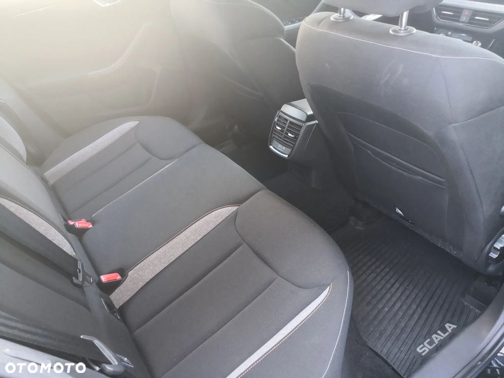 Skoda Scala 1.0 TSI Selection DSG - 31